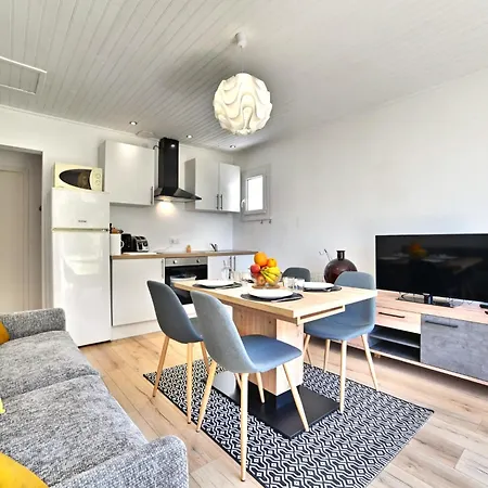 Holiday home Holiday Les Cariatides 2 By Interhome *